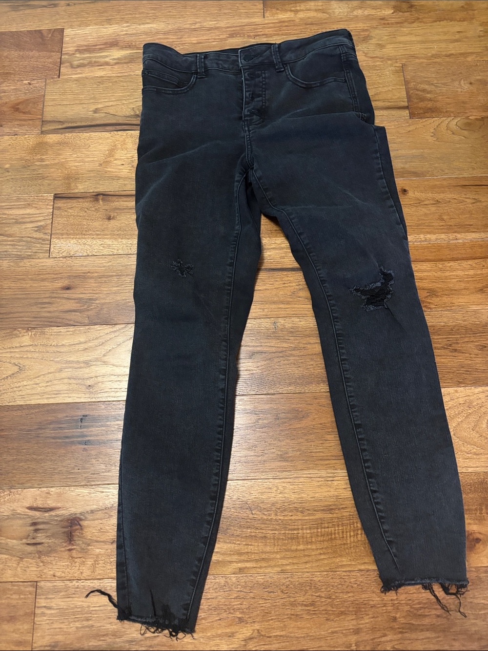Maurice’s Women's Black Distressed Skinny Jeans